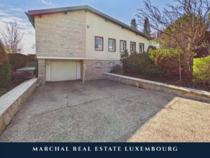 Maison avec terrasse, jardin arboré et garage – Remich